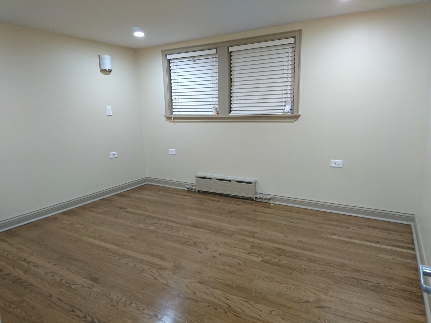 2306 N Mason Avenue G Property Photo 4