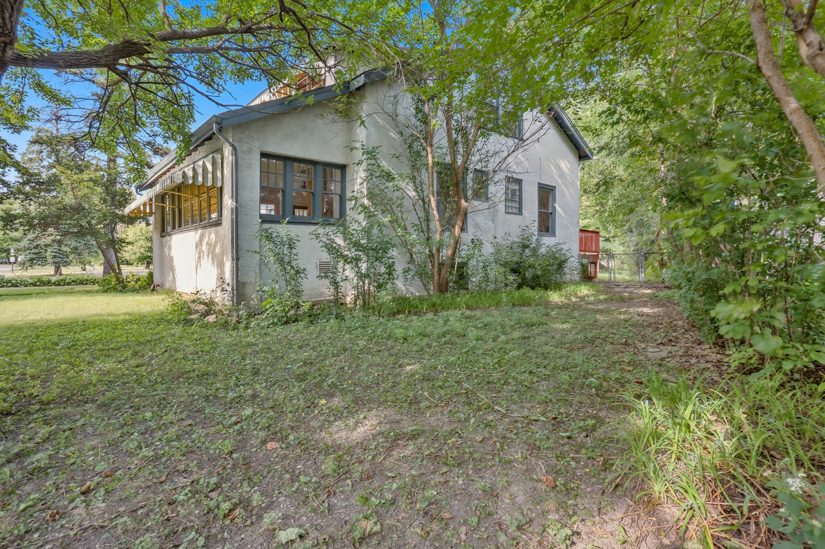 277 Nuttall Road Property Photo 2