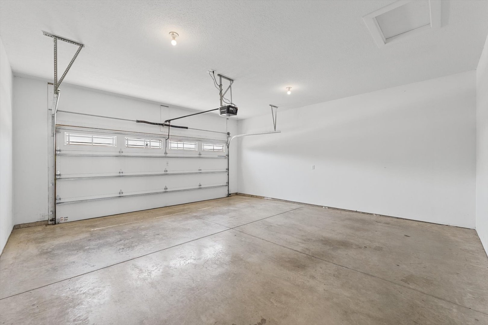 4512 Legends Drive Property Photo 28