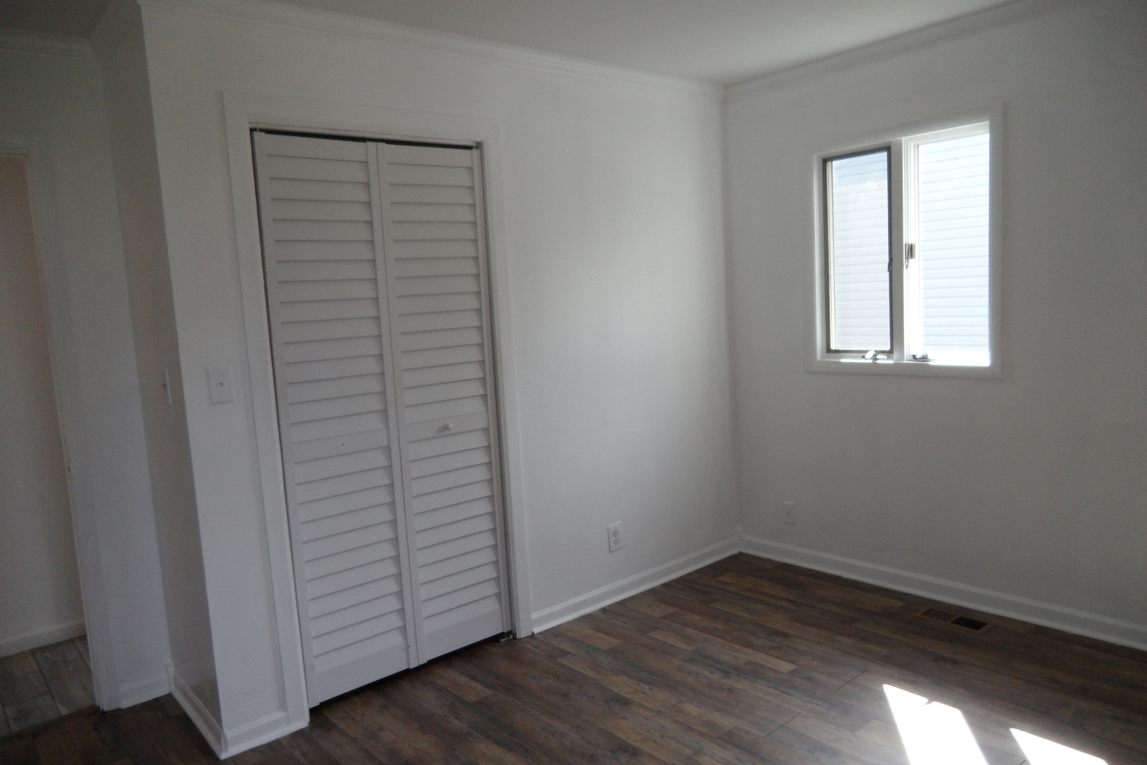 1360 N Elmwood Drive Property Photo 6