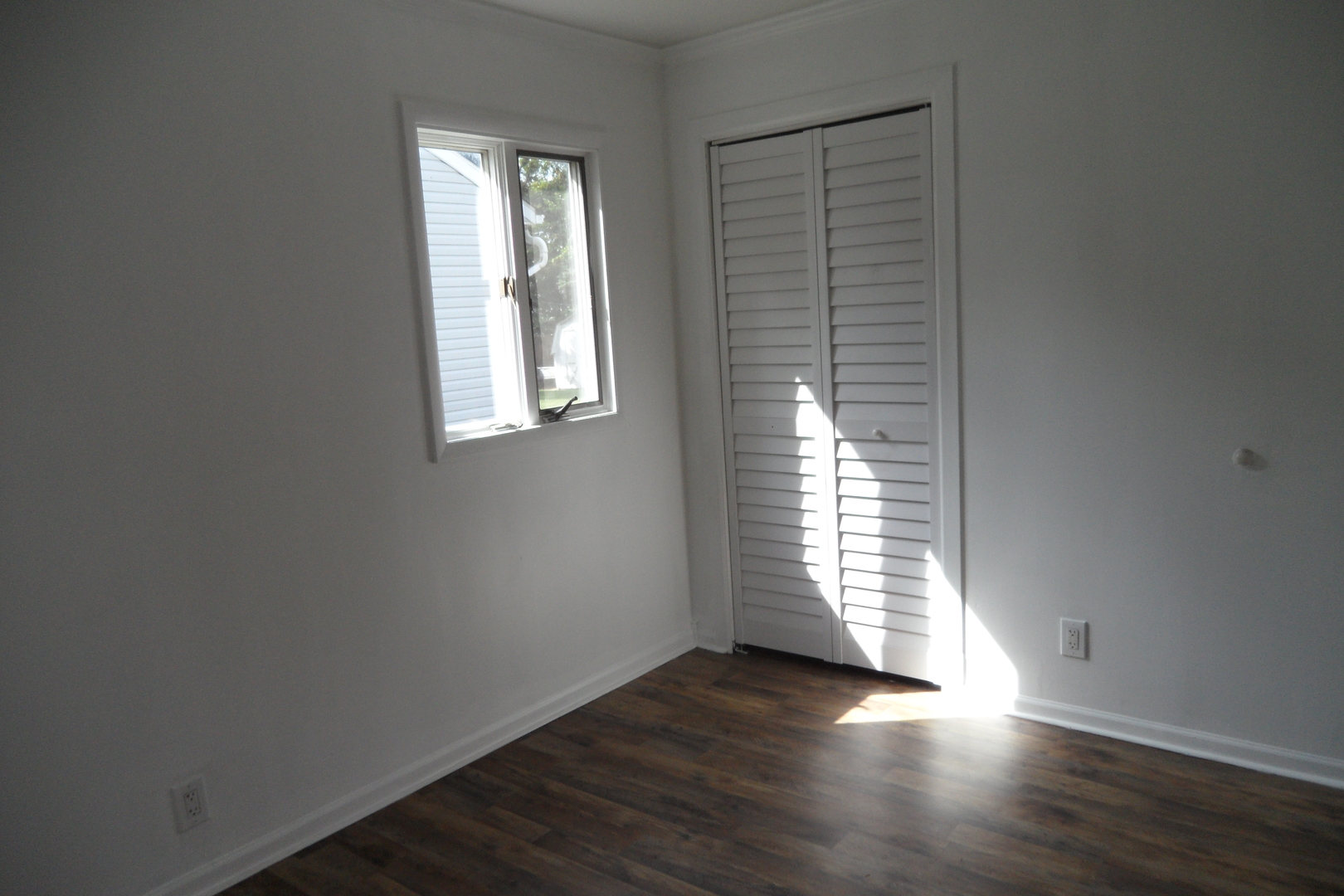 1360 N Elmwood Drive Property Photo 8