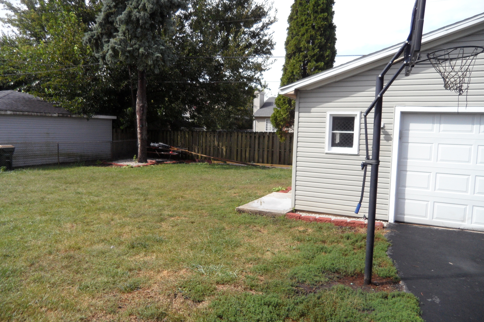1360 N Elmwood Drive Property Photo 25