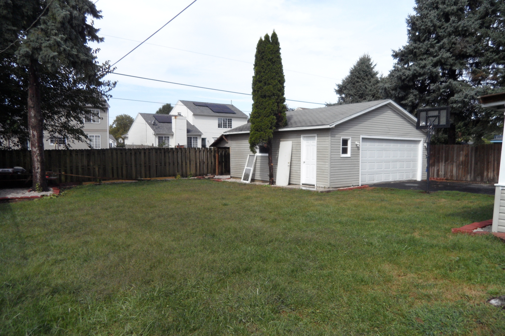 1360 N Elmwood Drive Property Photo 26