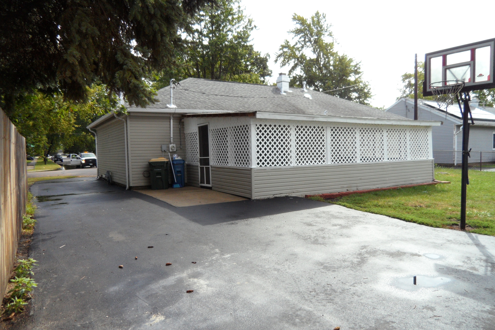 1360 N Elmwood Drive Property Photo 31