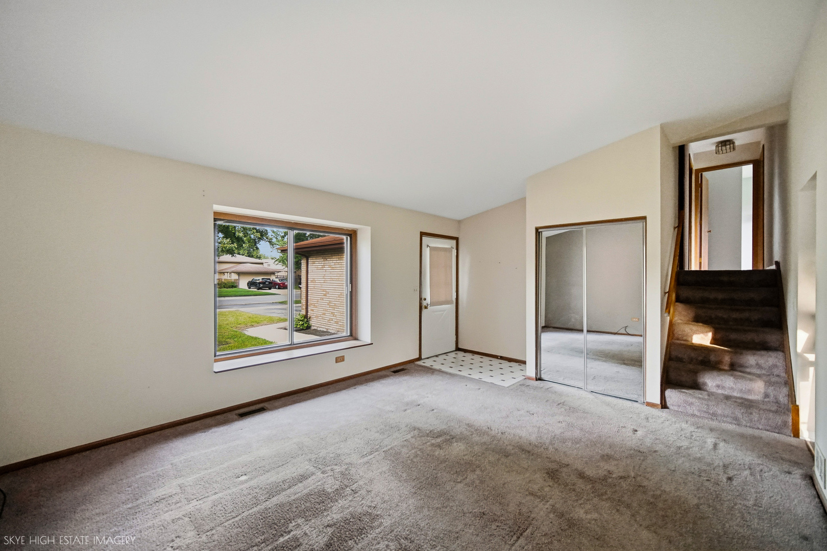 2211 Jackson Branch Drive Property Photo 4