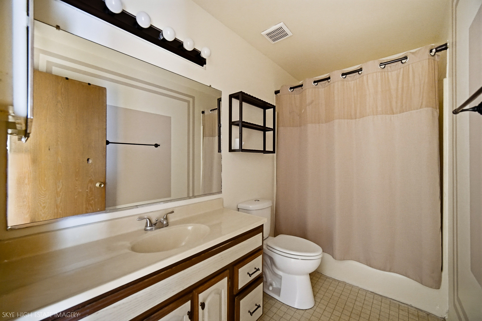 2211 Jackson Branch Drive Property Photo 13