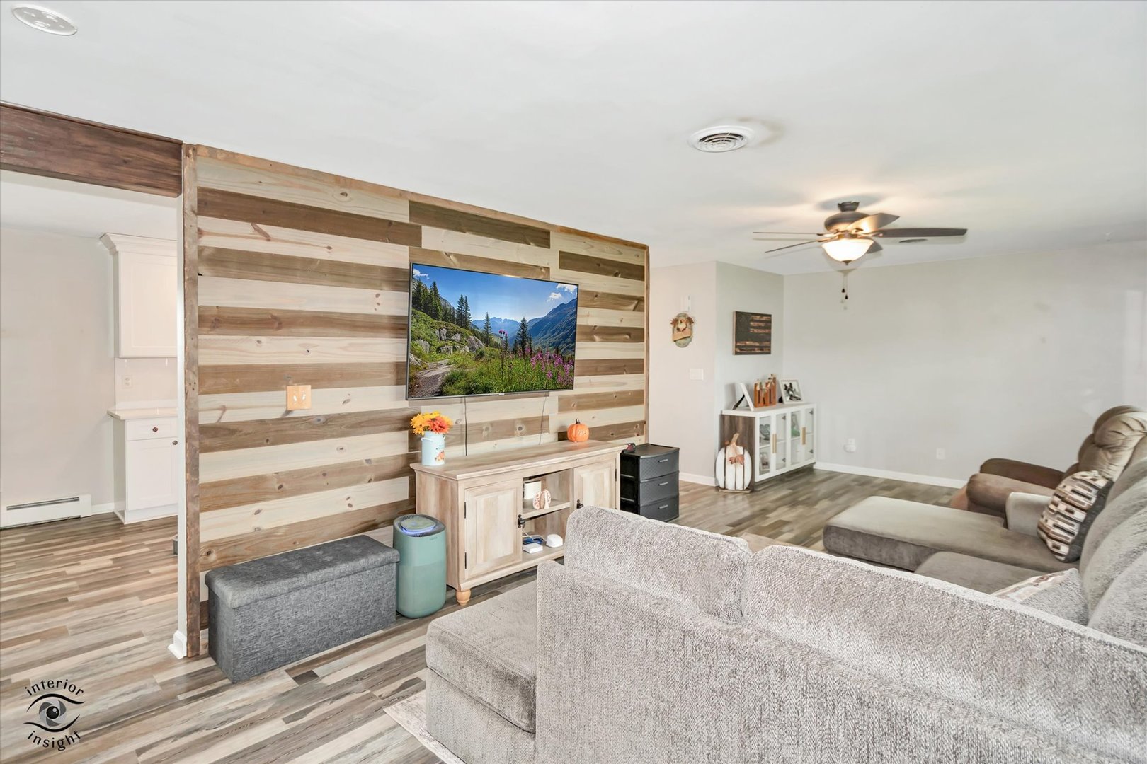 365 N Elm Street Property Photo 6