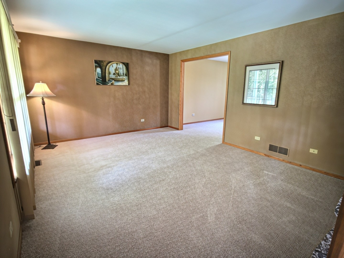 23235 S Volbrecht Road Property Photo 10