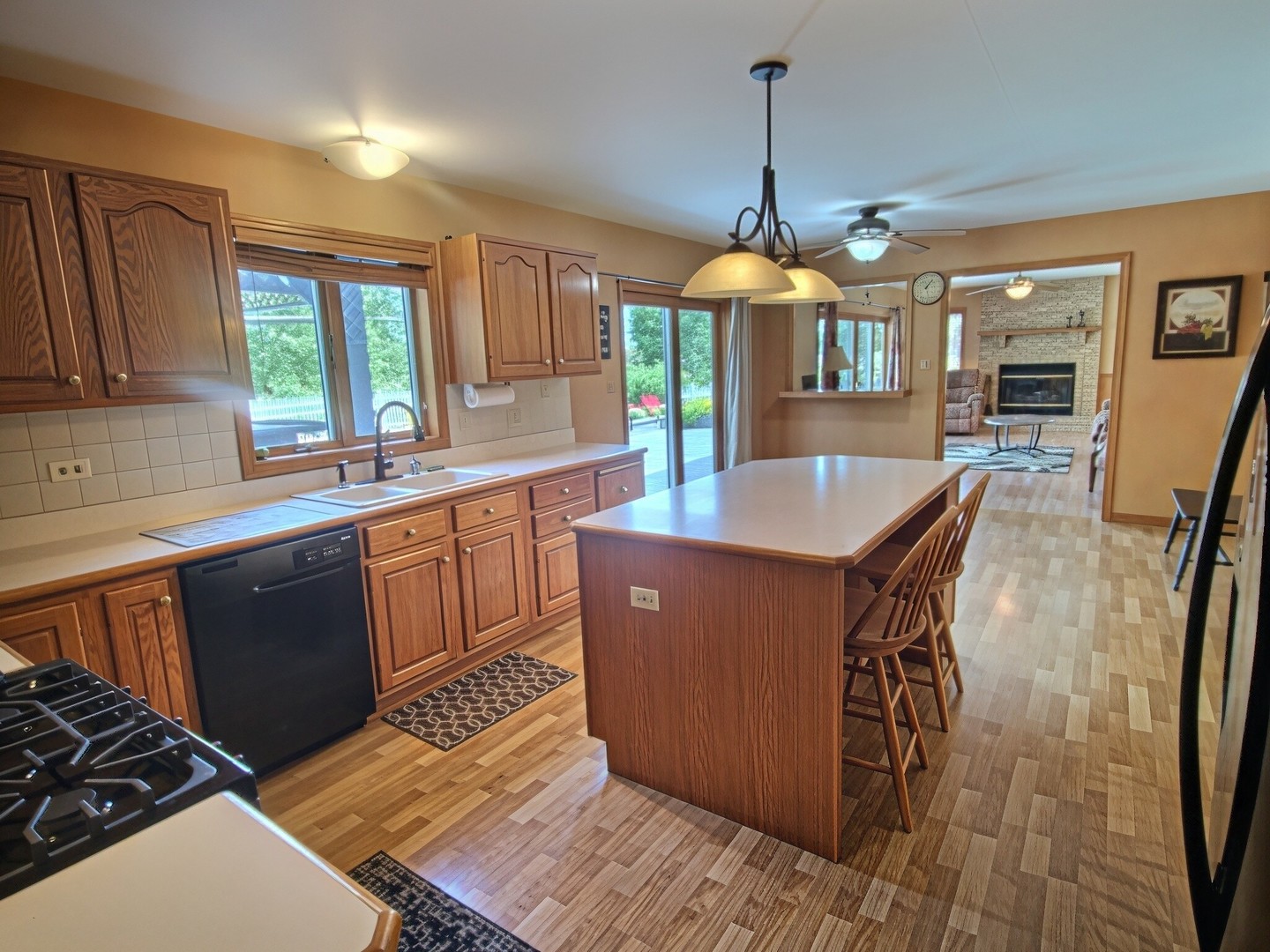 23235 S Volbrecht Road Property Photo 16