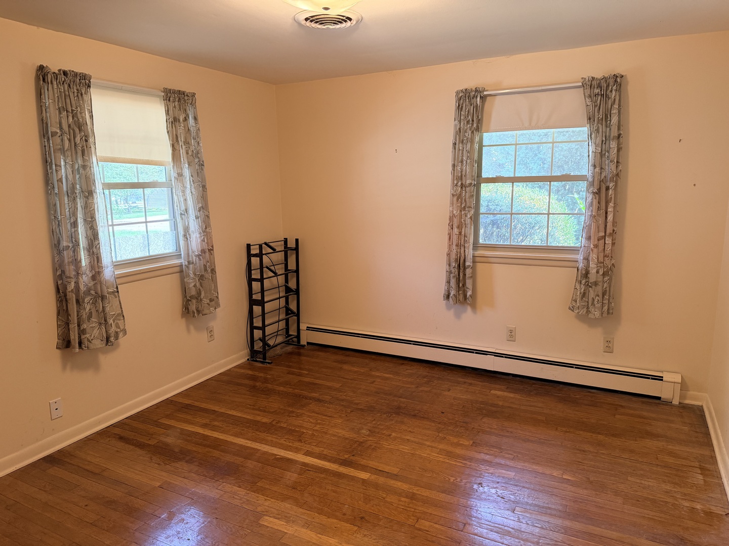 1113 Lincoln Avenue Property Photo 8
