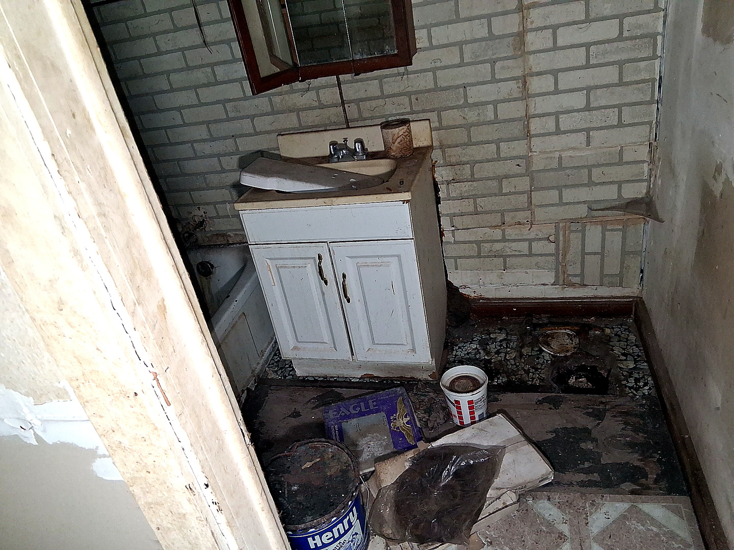1310 S Millard Avenue Property Photo 9