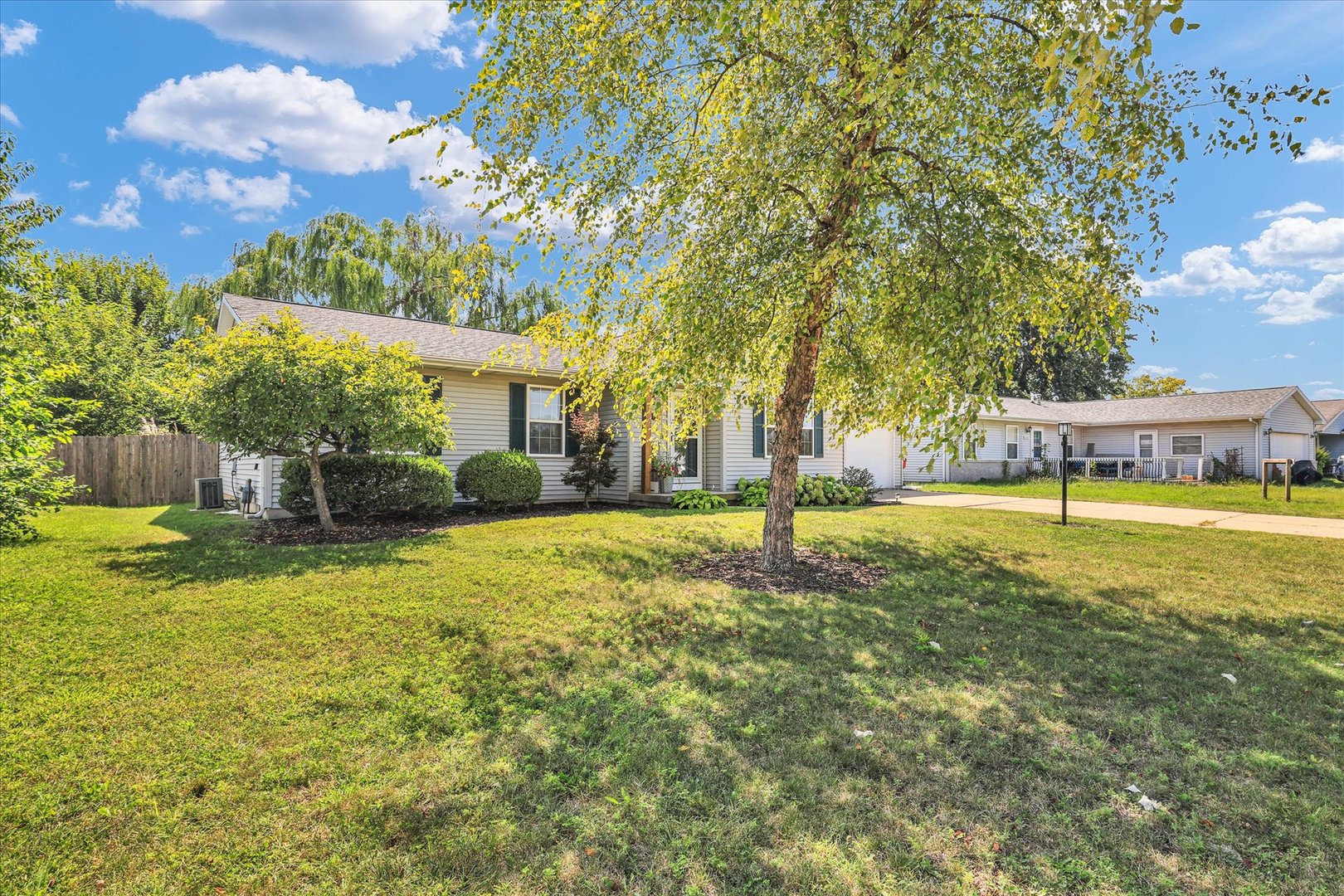 3303 Old Warson Road Property Photo 3