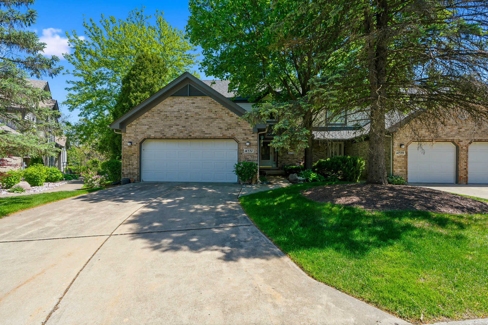 14337 S Provencal Drive Property Photo 1