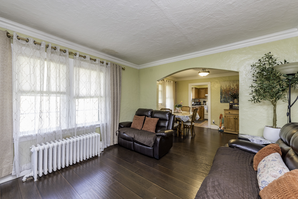 1033 W Atlantic Avenue Property Photo 6