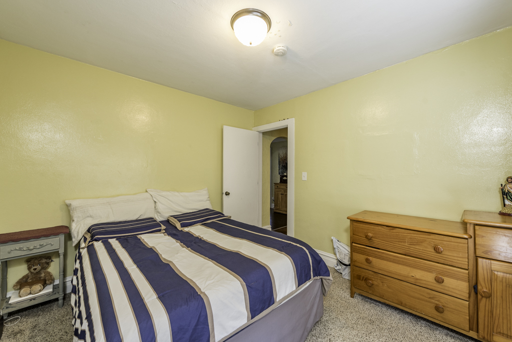 1033 W Atlantic Avenue Property Photo 11