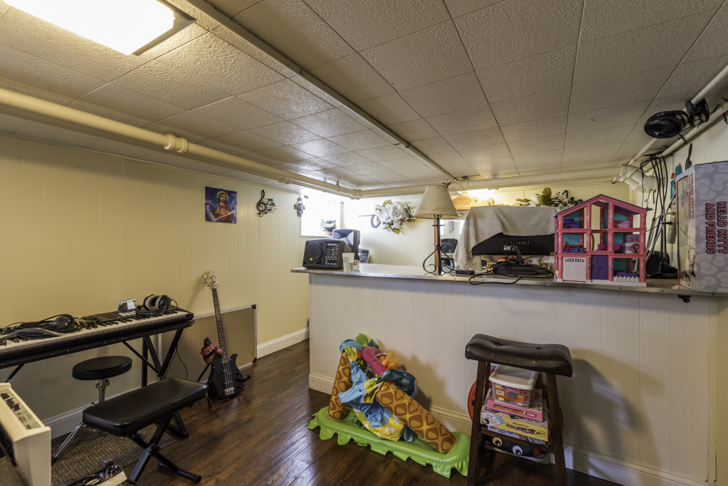 1033 W Atlantic Avenue Property Photo 28