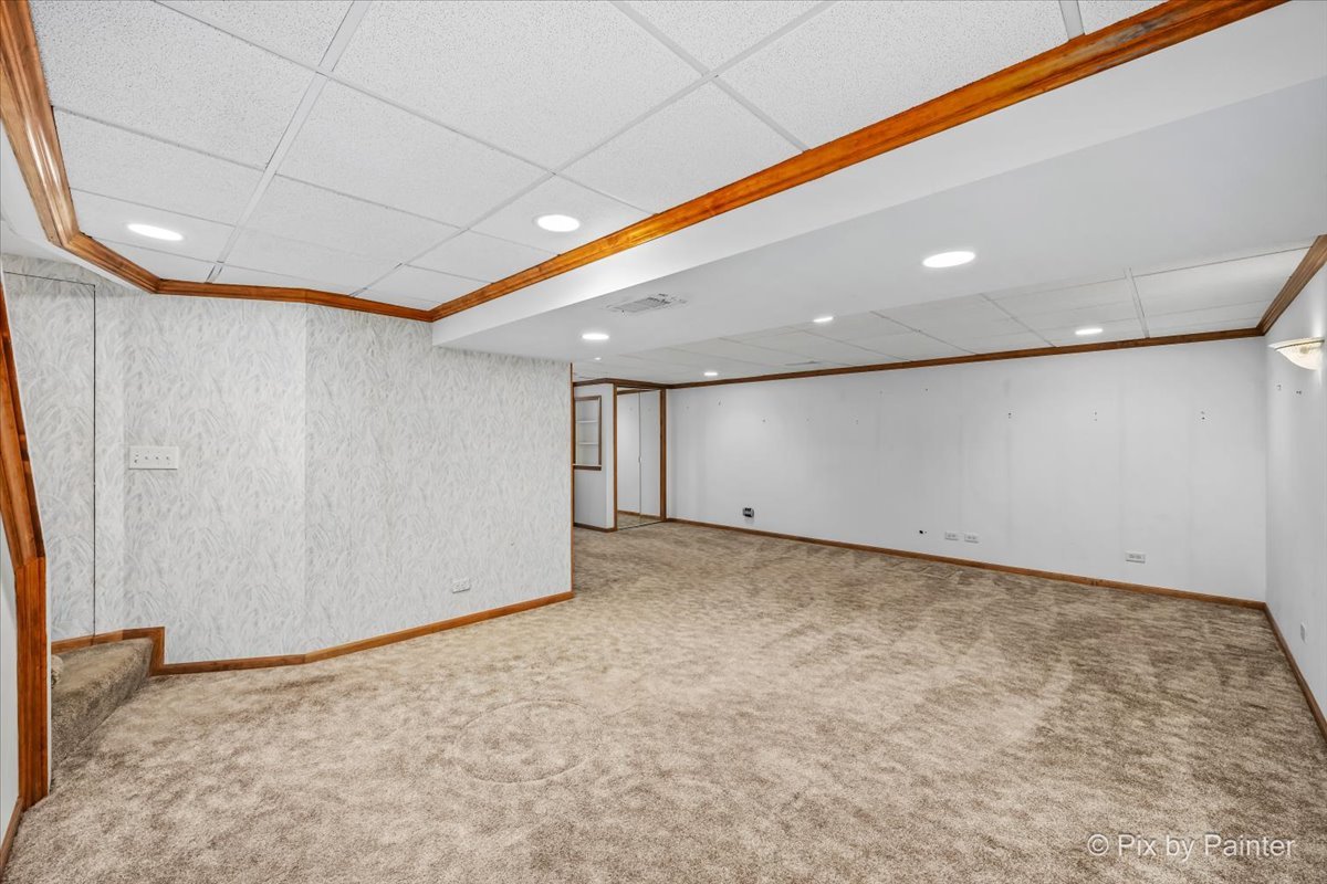 364 E Lincoln Avenue Property Photo 14