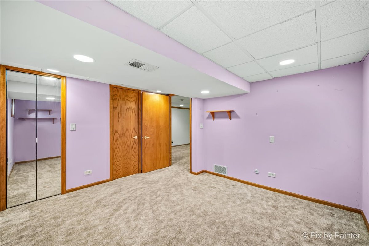 364 E Lincoln Avenue Property Photo 16