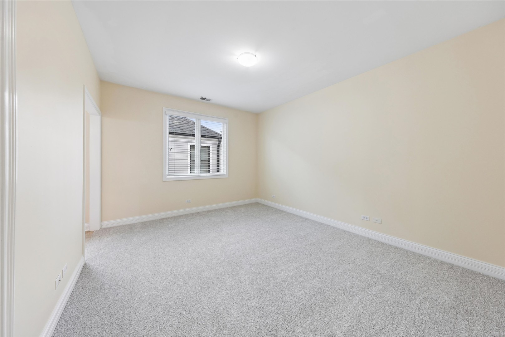 158 E Columbia Avenue Property Photo 21
