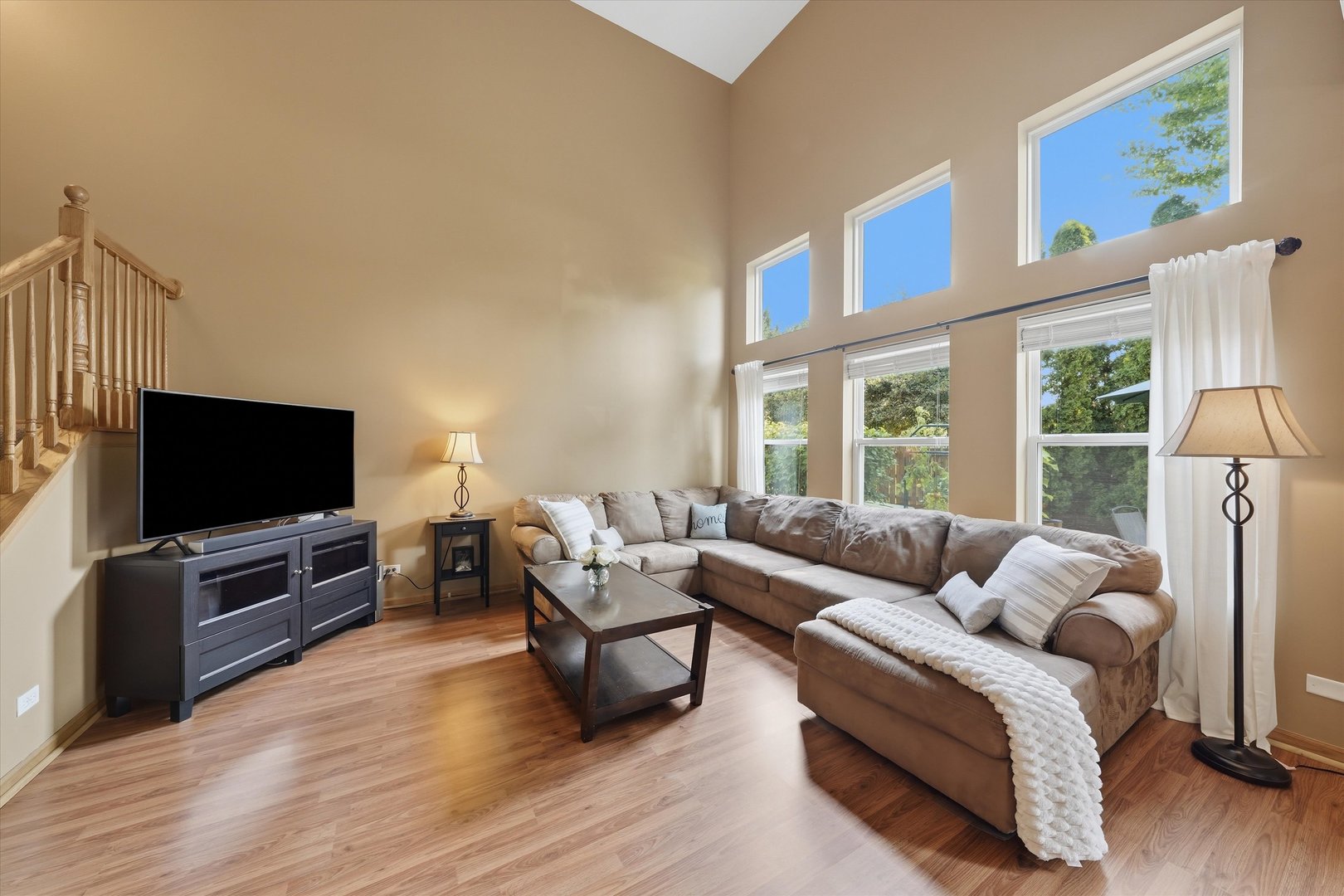 3250 Ronan Drive Property Photo 6