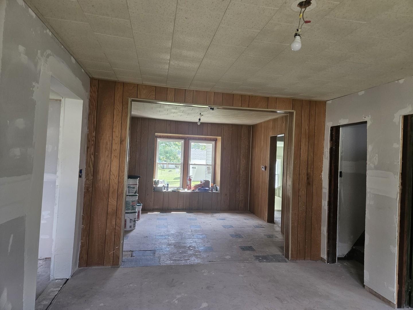 1211 W 5th Street Property Photo 14