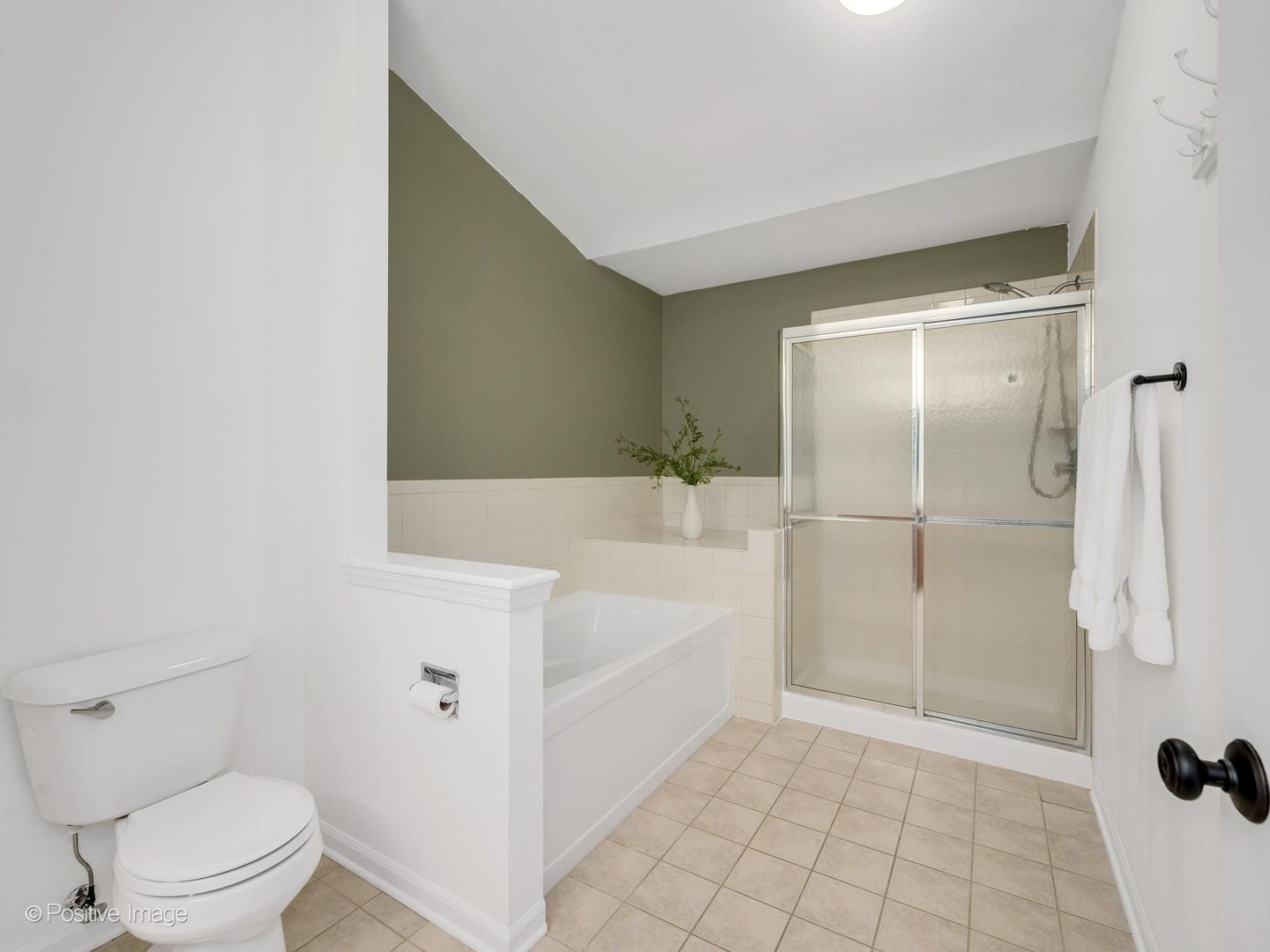 13371 Ash Court Property Photo 13