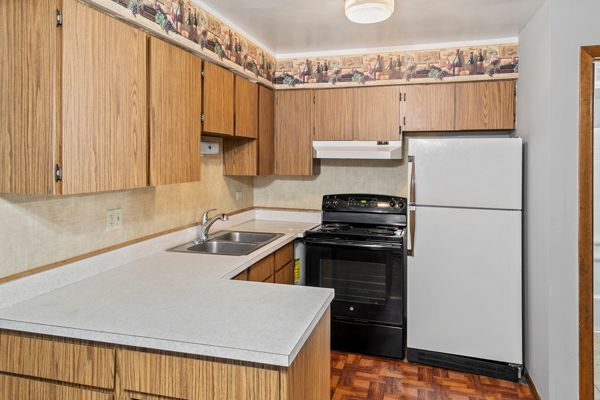 17754 Rosewood Drive 2n Property Photo 2