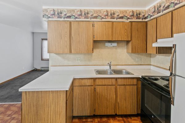 17754 Rosewood Drive 2n Property Photo 3