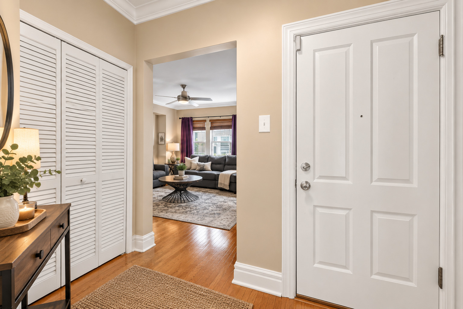 4211 N Keystone Avenue 2e Property Photo 2