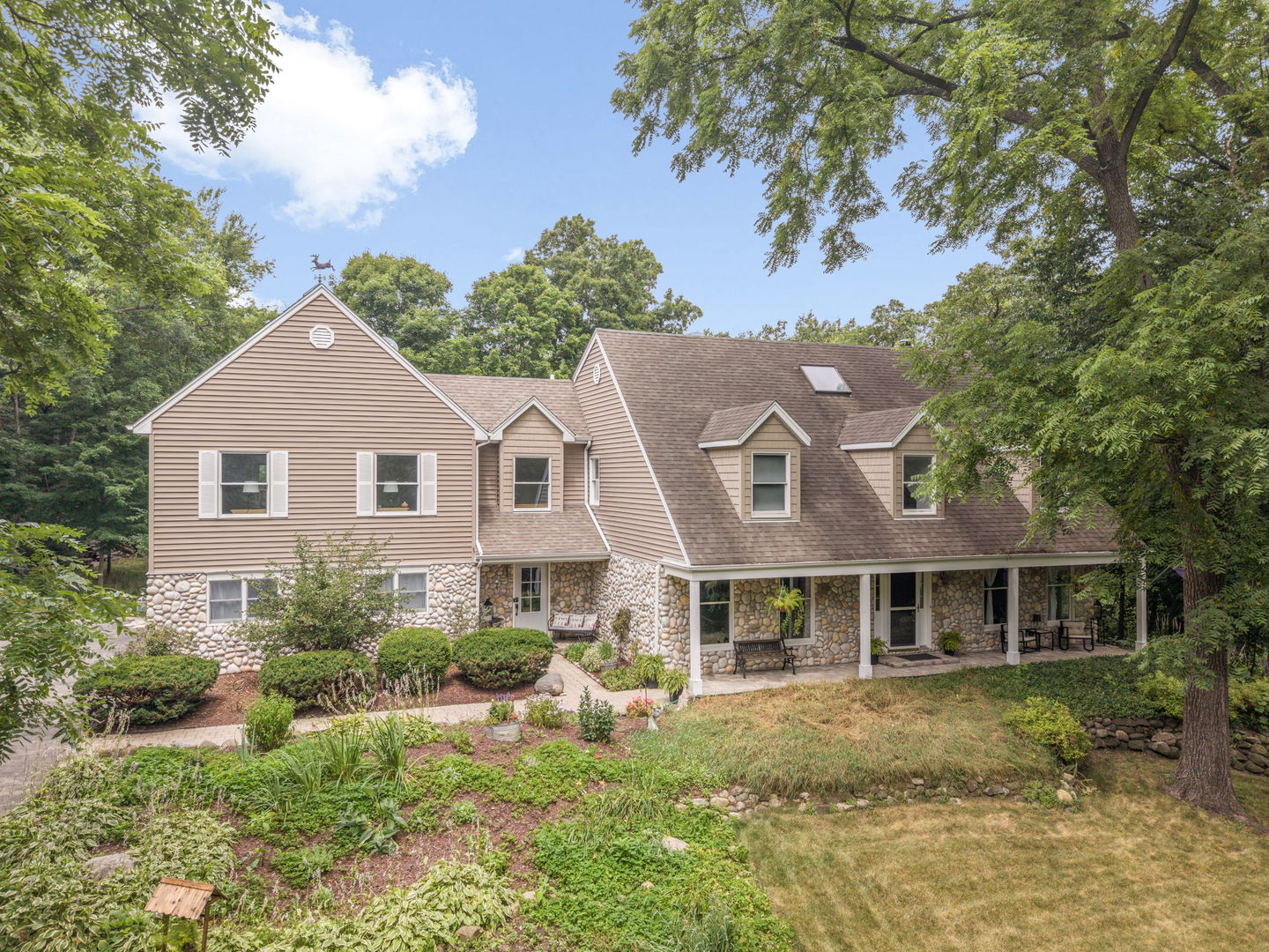 8310 Mason Hill Road Property Photo 1
