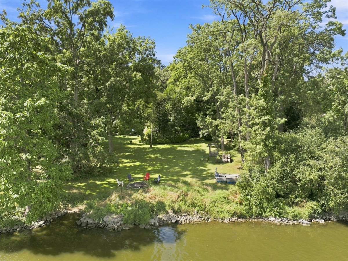 6n477 Il Route 31 Property Photo 1