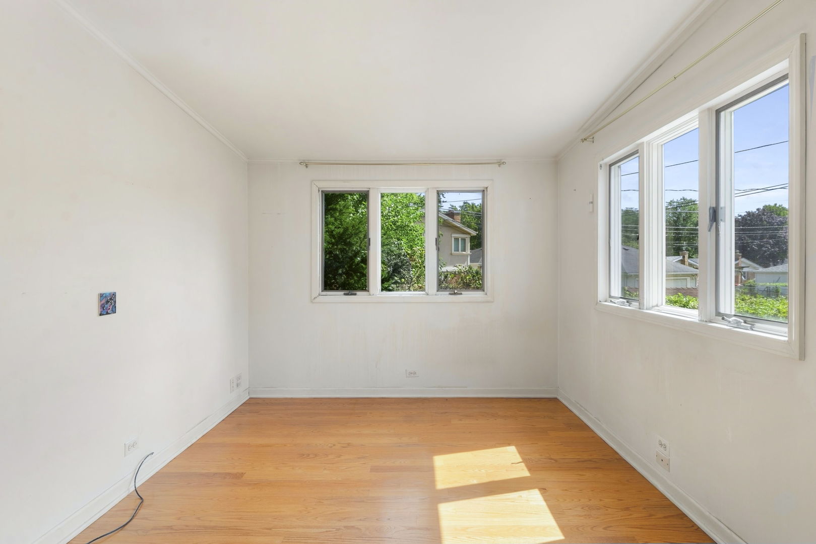 8663 Gross Point Road Property Photo 11