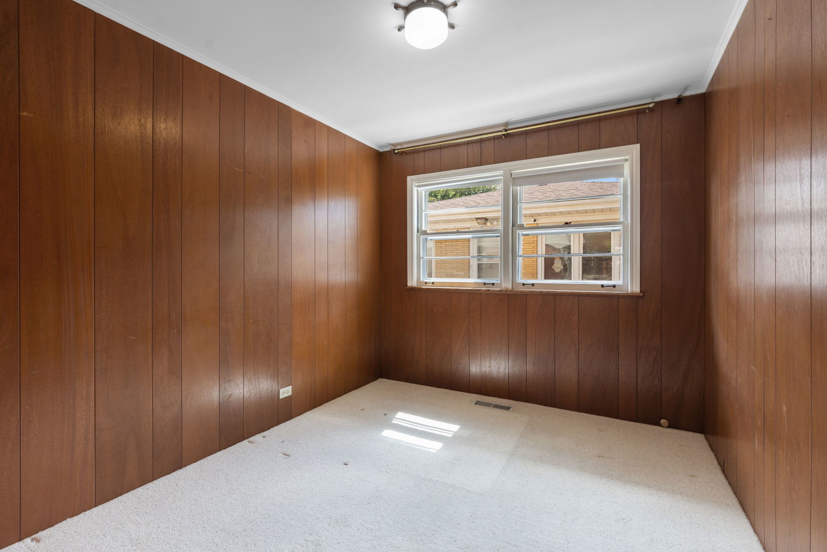 8663 Gross Point Road Property Photo 14