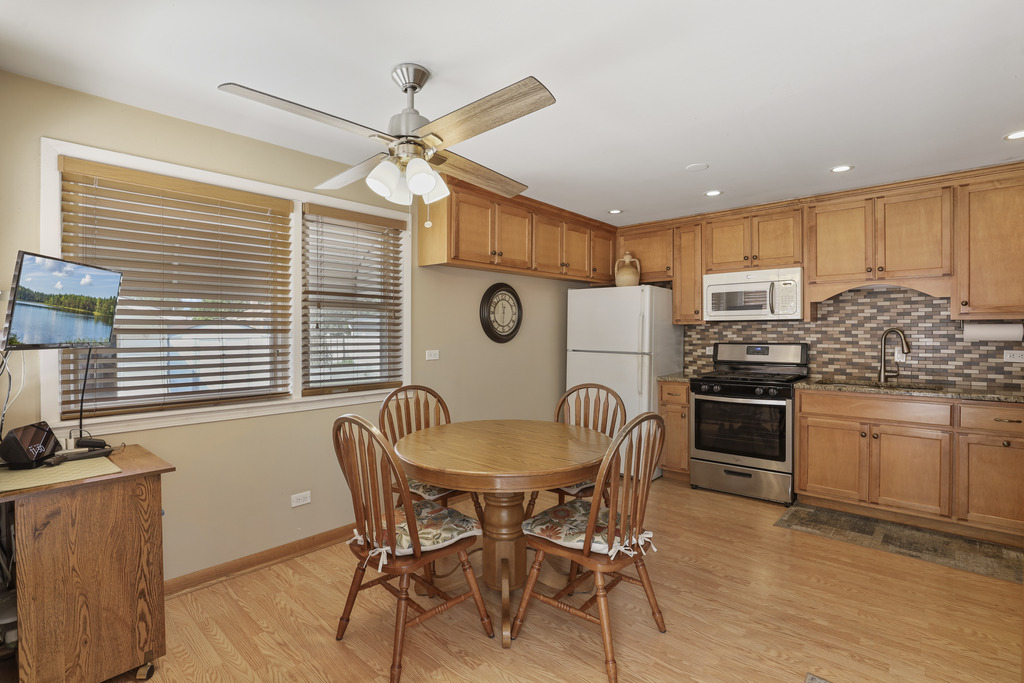 9232 Parkside Avenue Property Photo 16