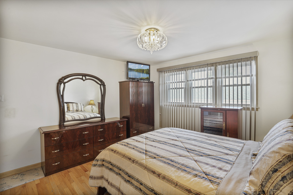 9232 Parkside Avenue Property Photo 23