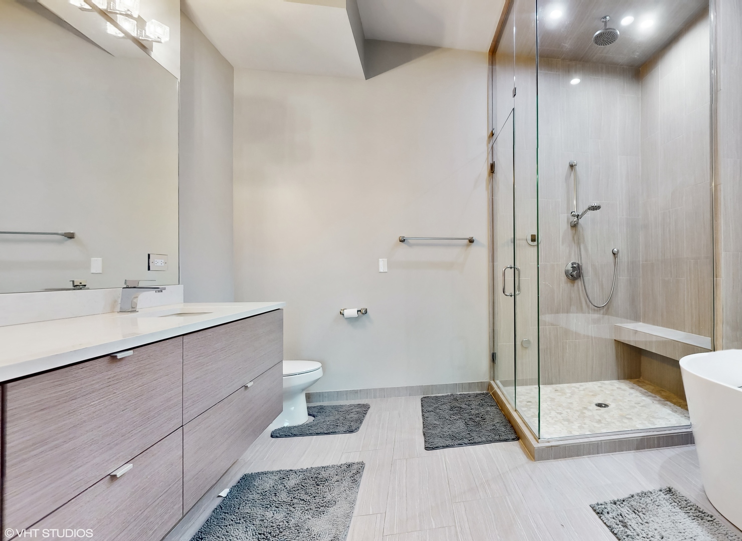 2335 W Chicago Avenue 2r Property Photo 18