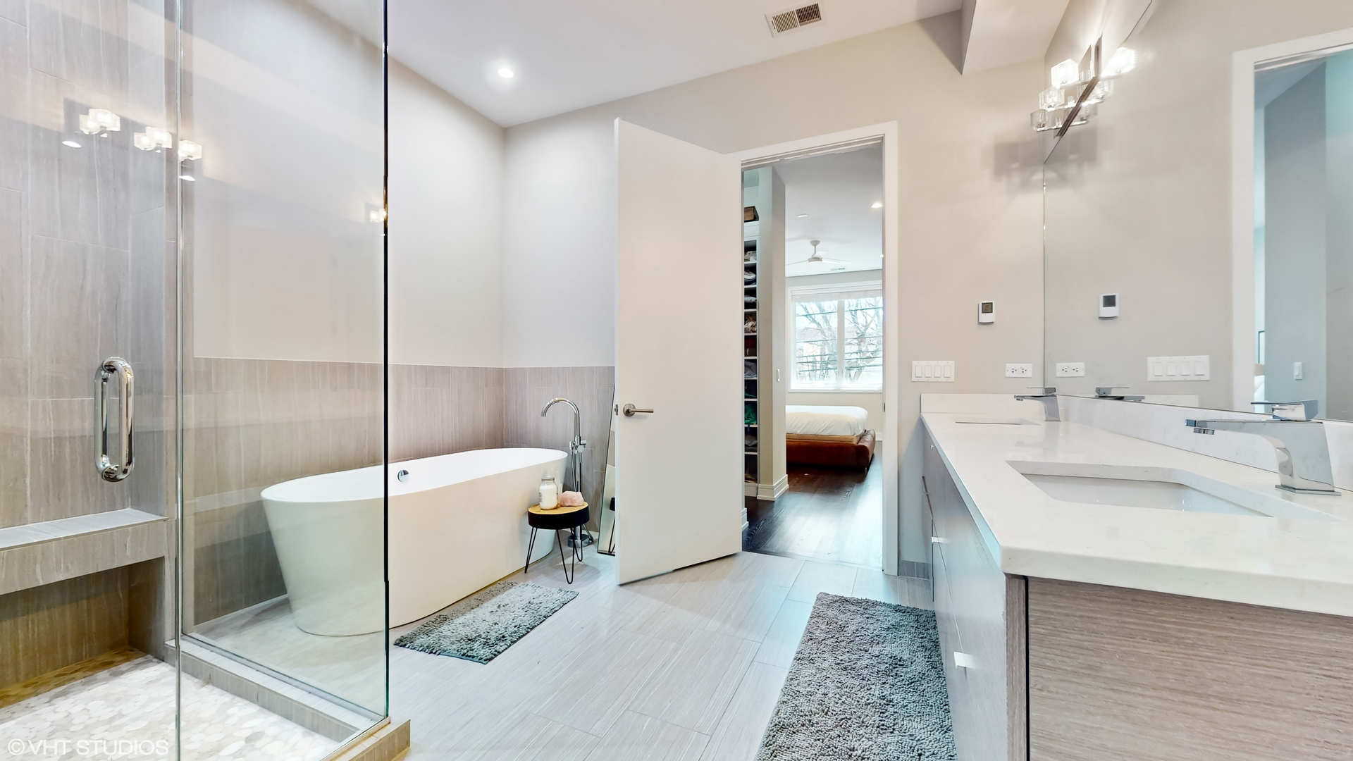 2335 W Chicago Avenue 2r Property Photo 19