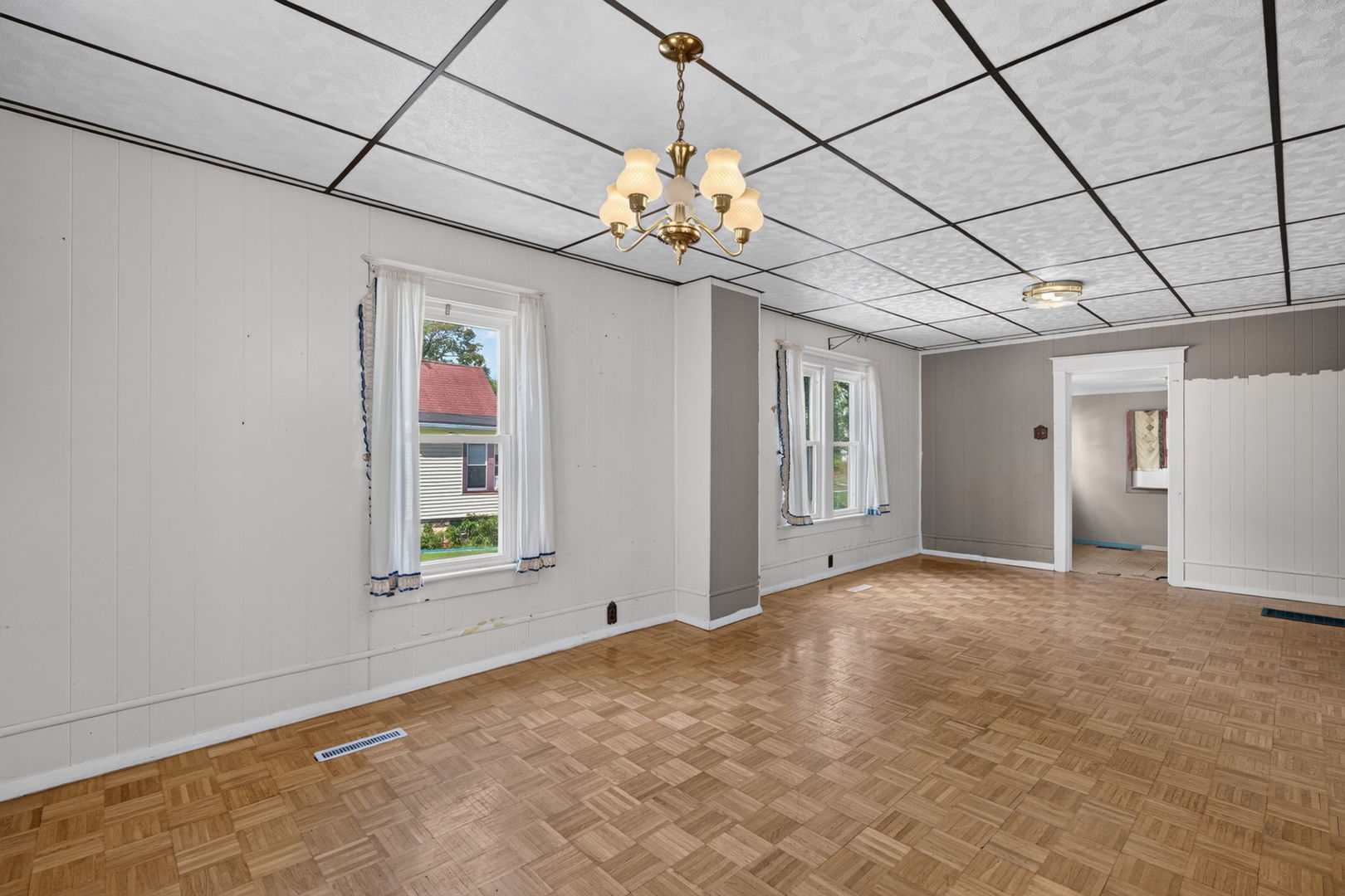 1107 Sterling Avenue Property Photo 11