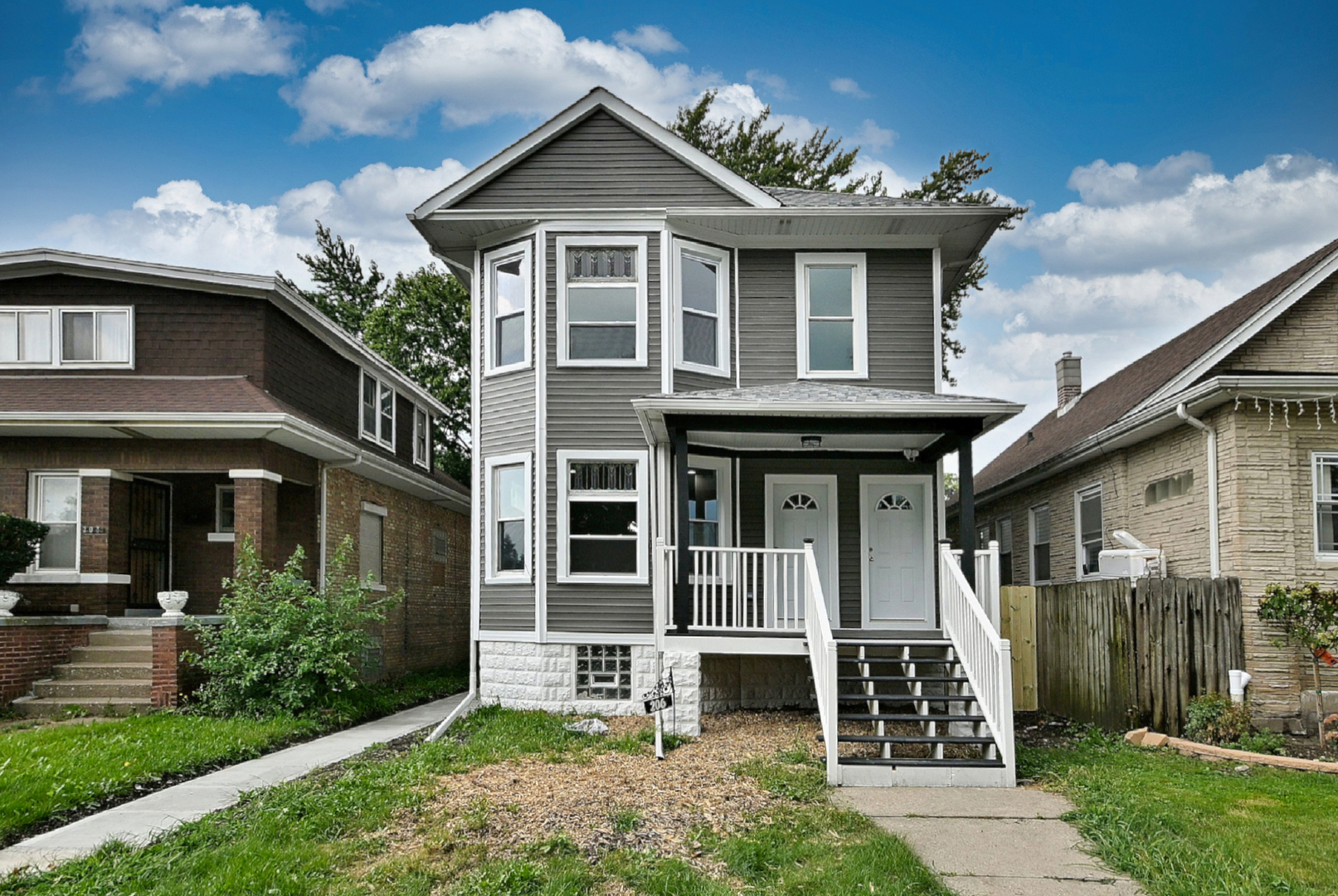 206 S 19th Avenue Property Photo 1