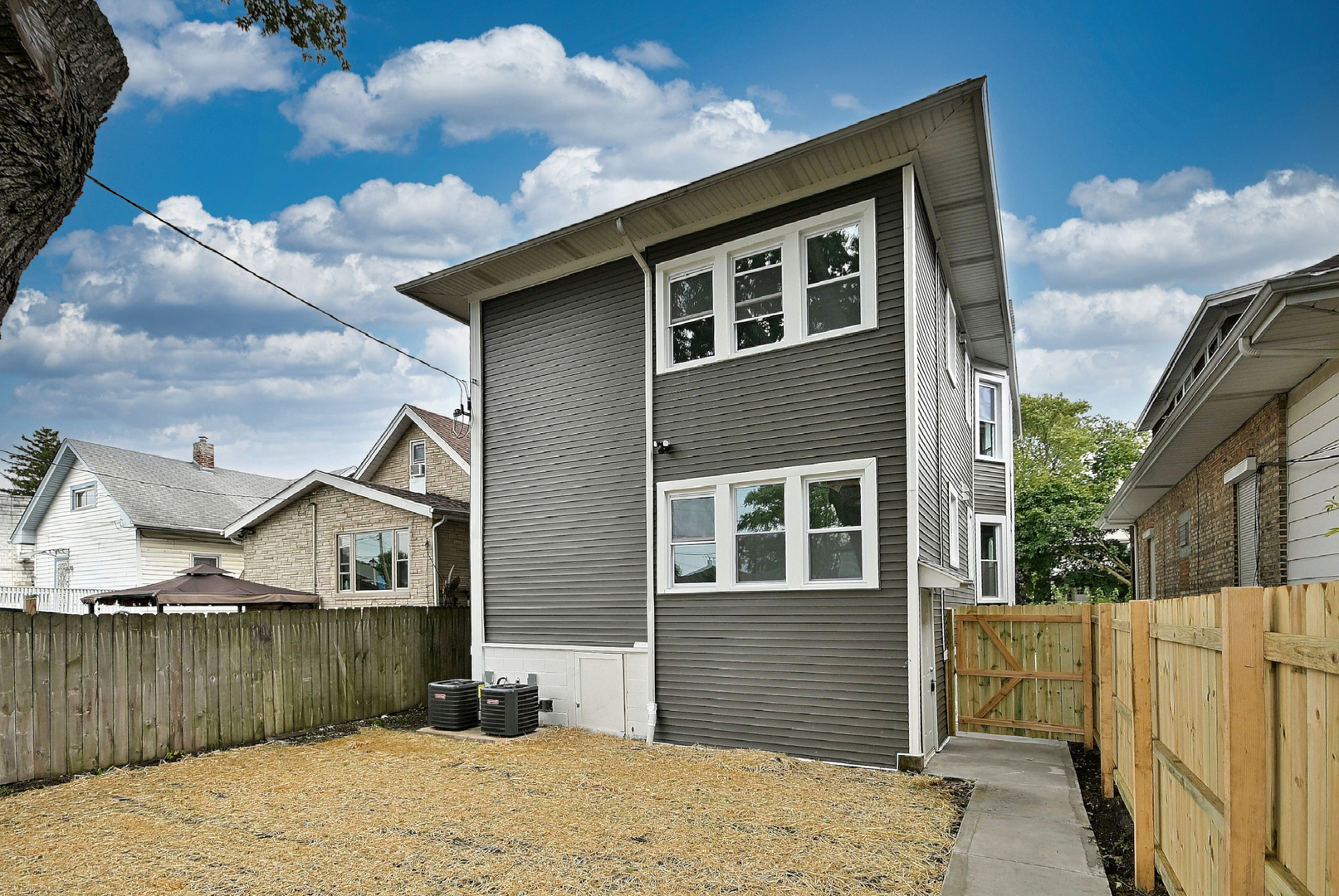 206 S 19th Avenue Property Photo 4