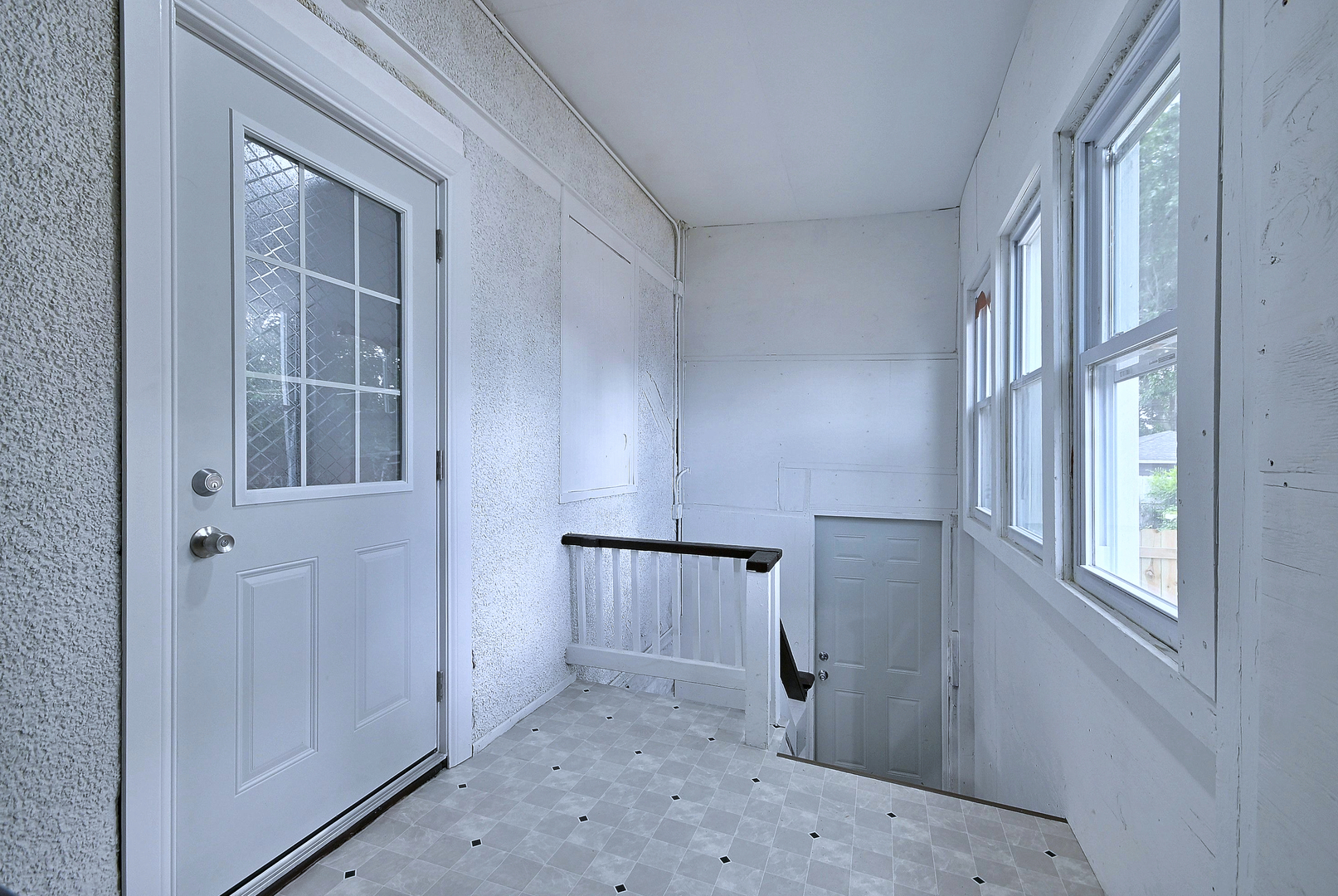 206 S 19th Avenue Property Photo 15