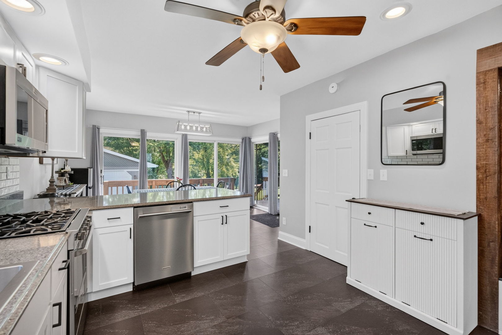 429 West Avenue Property Photo 16