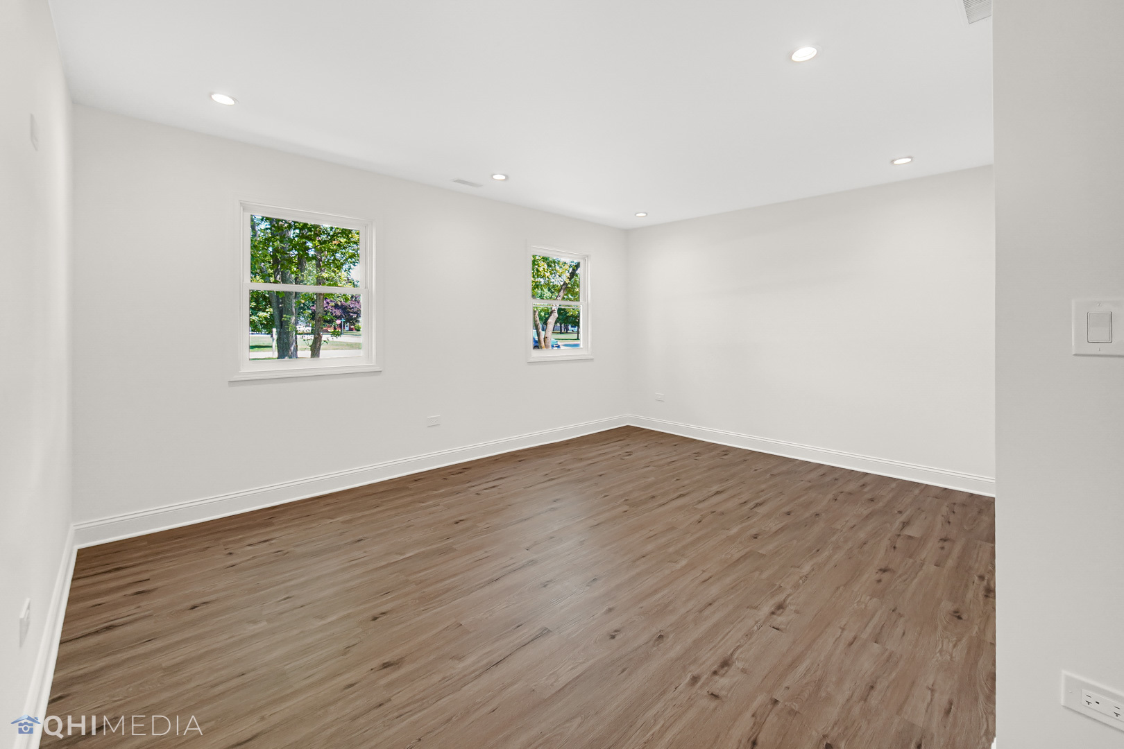 1934 Bethesda Boulevard Property Photo 6