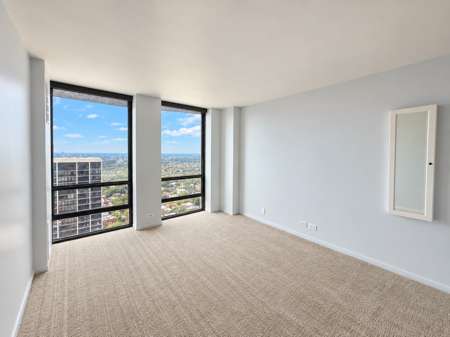 1660 N La Salle Drive 3502 Property Photo 11