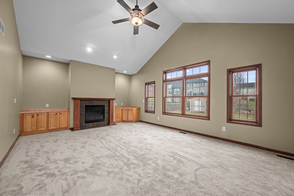1338 W 61st Street Property Photo 16