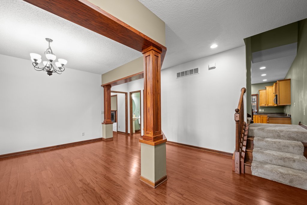 1338 W 61st Street Property Photo 17