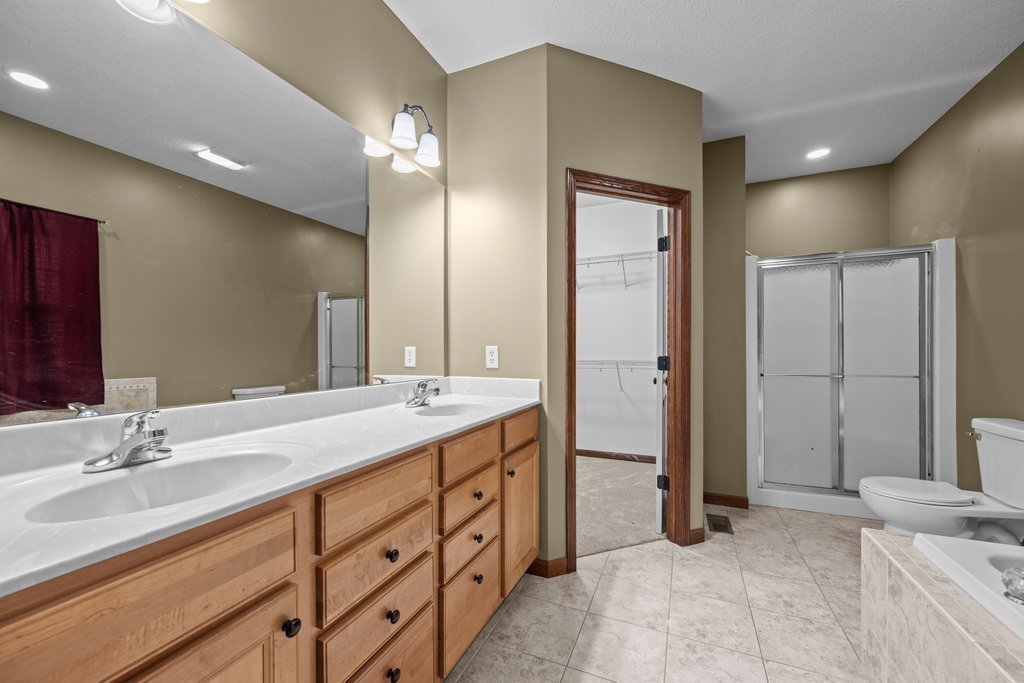 1338 W 61st Street Property Photo 23