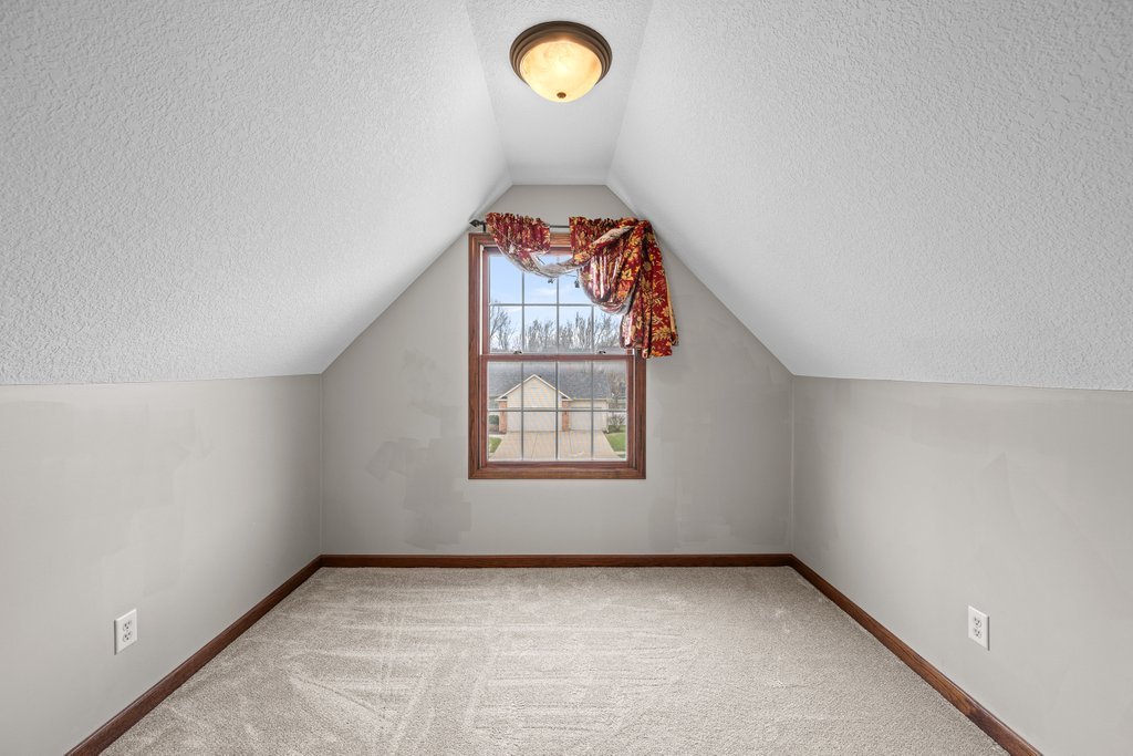 1338 W 61st Street Property Photo 34