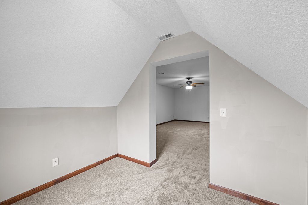 1338 W 61st Street Property Photo 35
