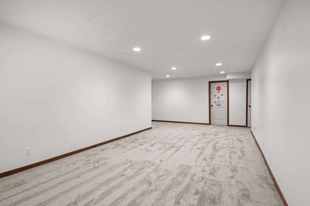 1338 W 61st Street Property Photo 41